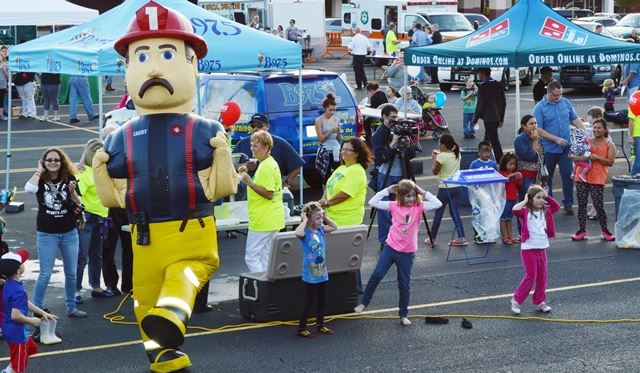 National NIght Out crowd picture